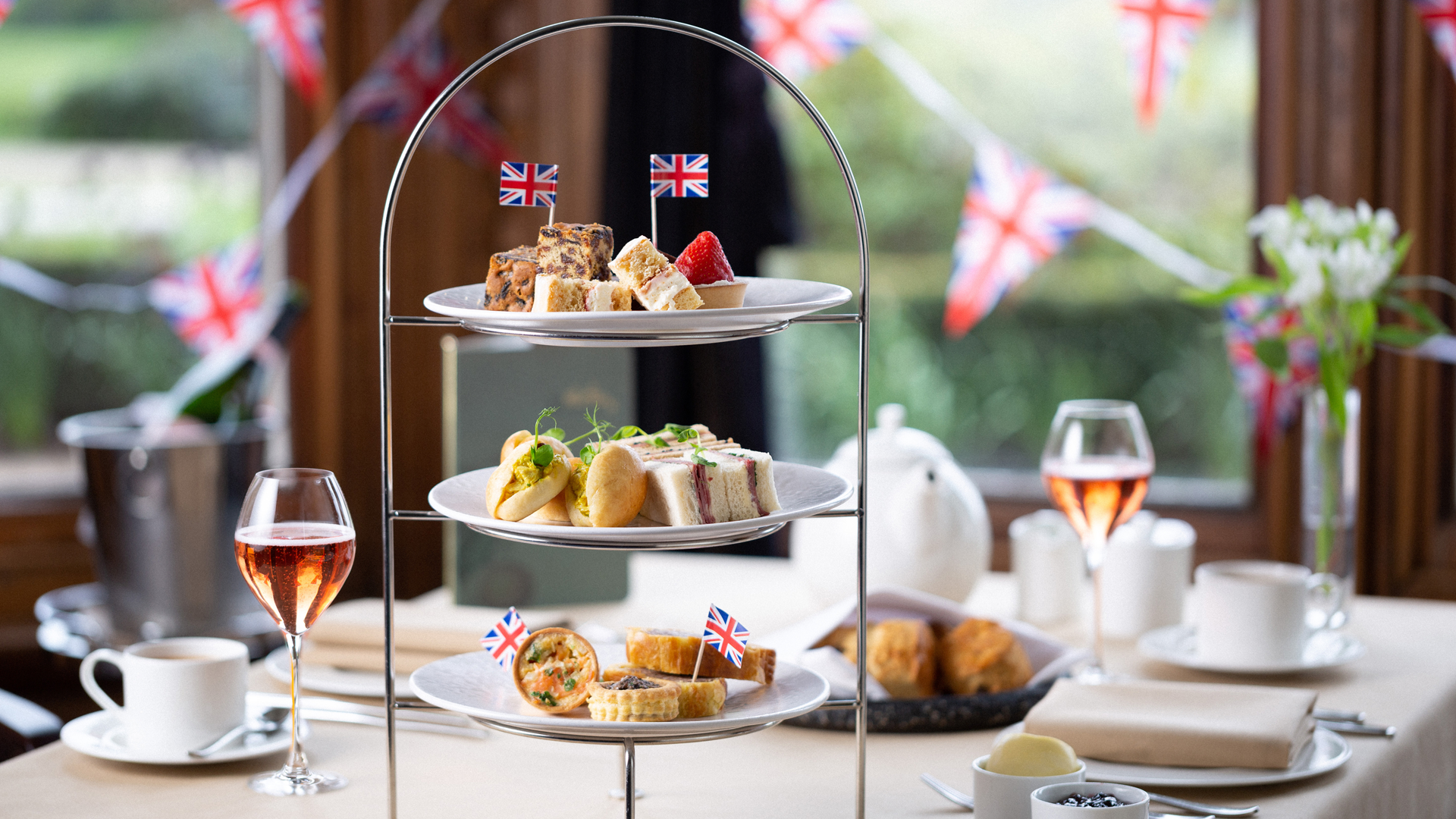 Rockliffe Hall’s Five-Star Guide to Planning the Ultimate At-Home Jubilee Party